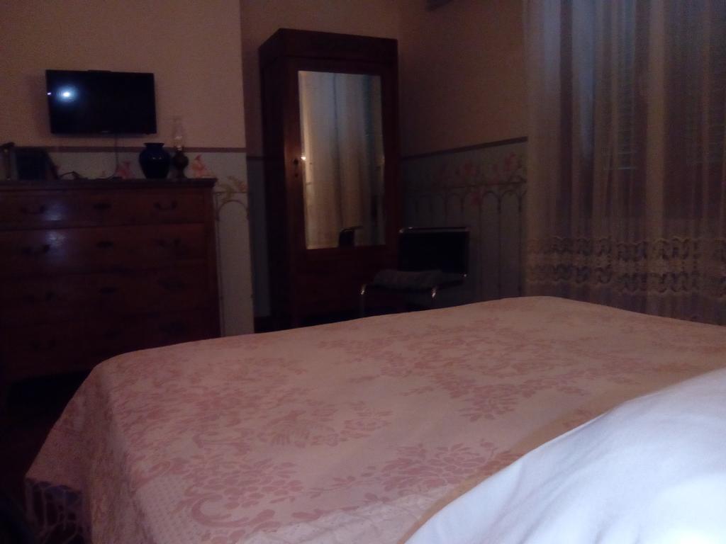 B&B Il Giovine Campello sul Clitunno Buitenkant foto
